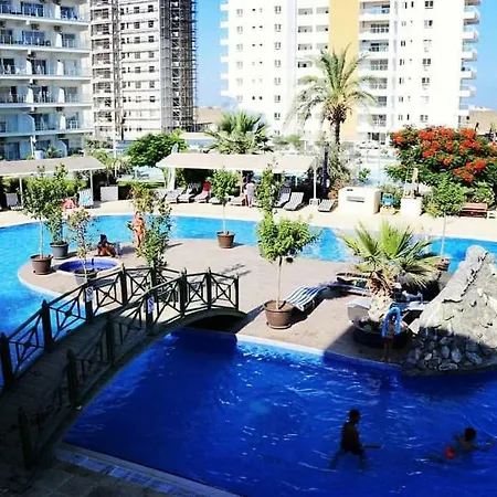 Long Beach Vacation *